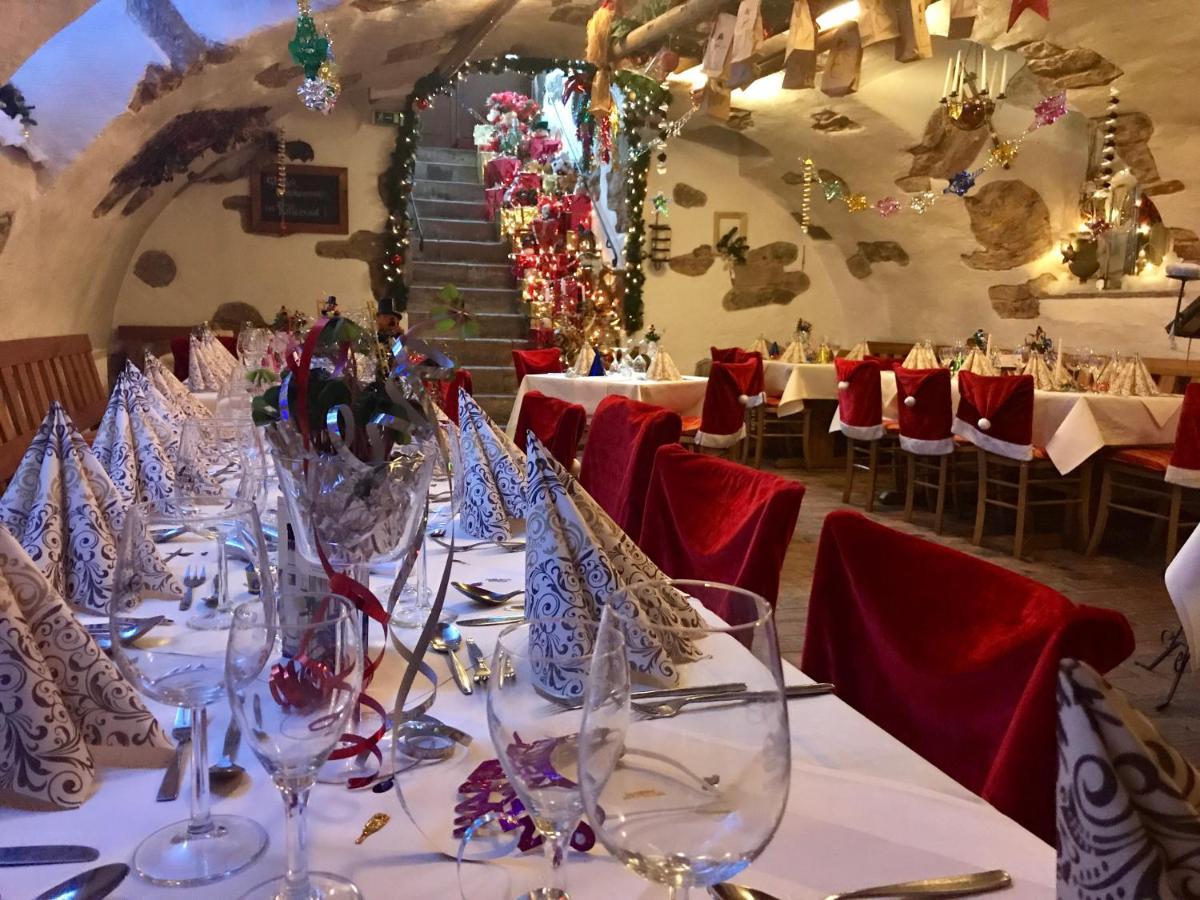 Landgasthaus "Zum Engel" Neuleiningen Экстерьер фото